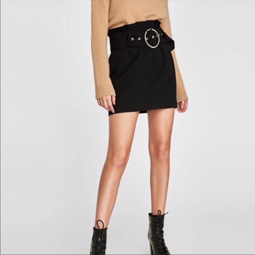 NWT ZARA High waisted skirt with belt